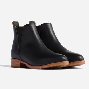 Nisolo Everyday Chelsea Ankle Pull On Booties black leather size 8